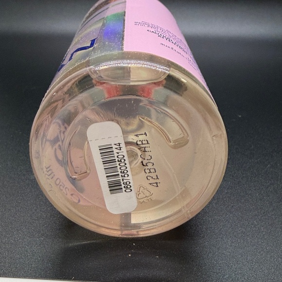 PINK Victoria's Secret Fresh & Clean Glazed Body Mist - Picture 3 of 5